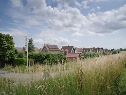 Nice Holiday Home Near Beach