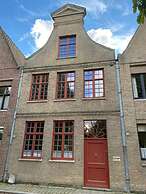 Spacious House in the Historic Center of Bruges