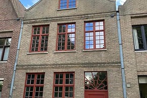 Spacious House in the Historic Center of Bruges