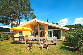 Cottage in Granzow at 500 m From the Lake