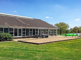 6 Person Holiday Home on a Holiday Park in Hemmet