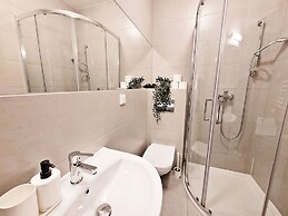 DReAM Post Aparthotel