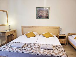 DReAM Post Aparthotel