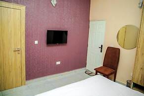 Star Diamond View Lounge and Suites