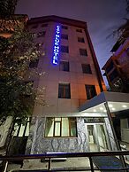 City Blue Hotel