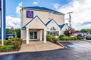 Motel 6 Chattanooga, TN - Downtown