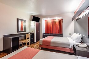 Motel 6 Chattanooga, TN - Downtown