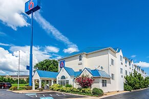 Motel 6 Chattanooga, TN - Downtown