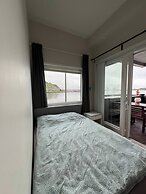 Stylish Seaview 4 Beds Central Apartment Sorenga