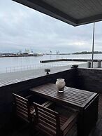 Stylish Seaview 4 Beds Central Apartment Sorenga