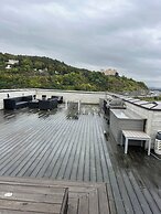 Stylish Seaview 4 Beds Central Apartment Sorenga