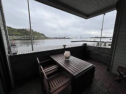 Stylish Seaview 4 Beds Central Apartment Sorenga