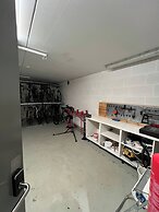 Stylish Seaview 4 Beds Central Apartment Sorenga