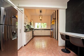 Family-Friendly Oasis with Pool