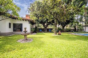 Family-Friendly Oasis with Pool