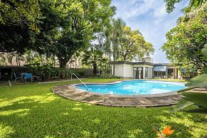 Family-Friendly Oasis with Pool