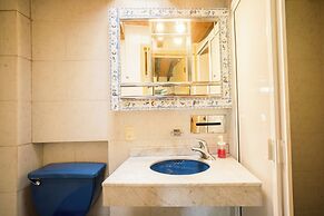 Family-Friendly Oasis with Pool