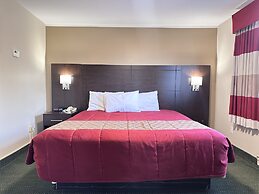 Colonial House Motor Inn