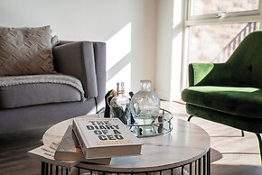 Luxora - Luxury 2 Bedroom Property