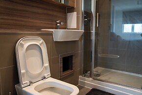 Luxora - Luxury 2 Bedroom Property