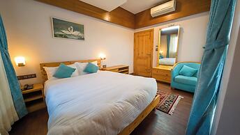 Lalit Service Apartment