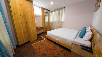 Lalit Service Apartment