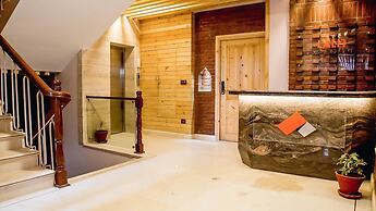 Lalit Service Apartment