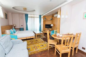 Lalit Service Apartment
