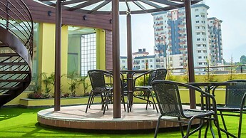 Lalit Service Apartment