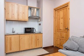 Lalit Service Apartment