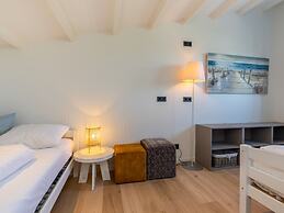 Spacious Group Accommodation in Nieuwvliet