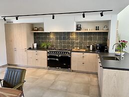 Spacious Group Accommodation in Nieuwvliet