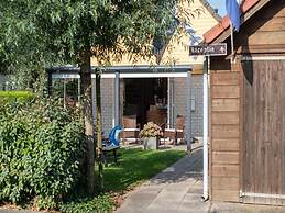 Oyster Coast: Sauna and Family Charm