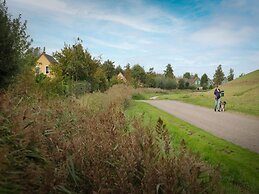 Oyster Coast: Sauna and Family Charm