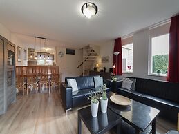 Oyster Coast: Sauna and Family Charm