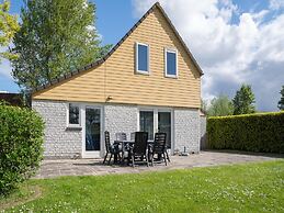 Oyster Coast: Sauna and Family Charm