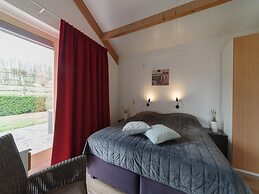 Oyster Coast: Sauna and Family Charm