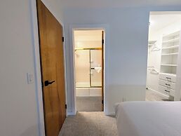 Edgewater 1451
