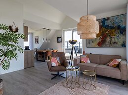 Cosy Apartment With sea View