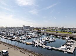Cosy Apartment With sea View