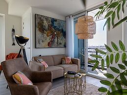 Cosy Apartment With sea View