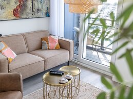 Cosy Apartment With sea View