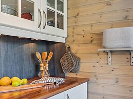 4 Star Holiday Home in Storsteinnes