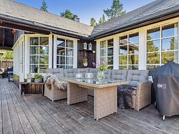 4 Star Holiday Home in Storsteinnes