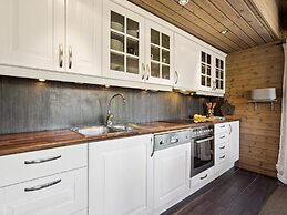 4 Star Holiday Home in Storsteinnes