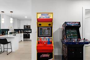 Modern 4BR House 10mins to Downtown