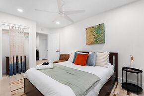 Modern 4BR House 10mins to Downtown