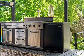 Modern 4BR House 10mins to Downtown