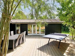 6 Person Holiday Home in Grevinge