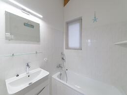 Spacious Holiday Home With Sauna Near Beach